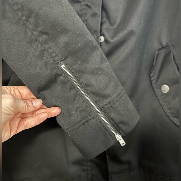 H&M Women’s Black Full Zip and Snap Jacket Size 14 - Picture 6 of 14